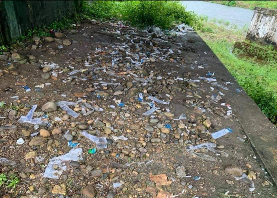 မူးယစ်ဆေးဝါးသုံးစွဲသူတွေ စွန့်ပစ်ထားတဲ့ တစ်ခါသုံးဆေးထိုးအပ်များ။ (Photo: PNG)